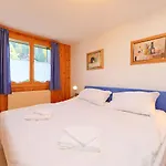 Sunset B 11 By Interhome *